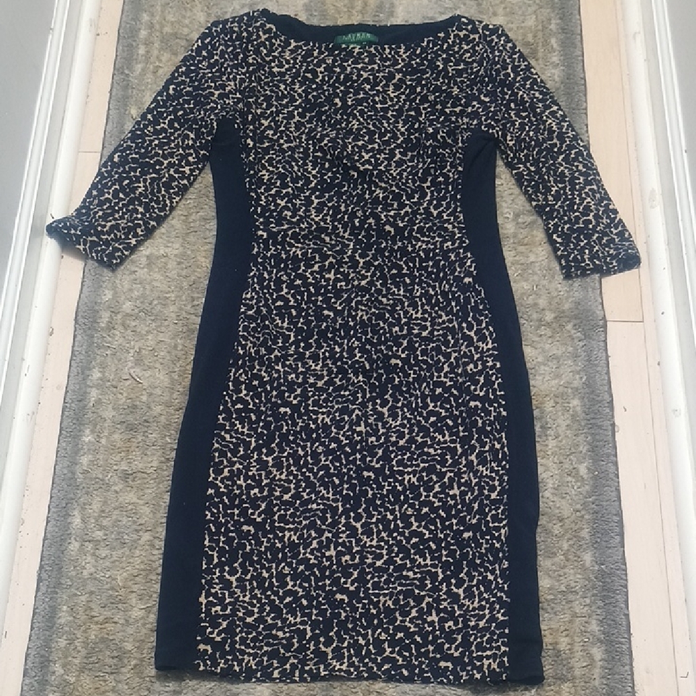 Elegant Navy and Cream Women's Dress